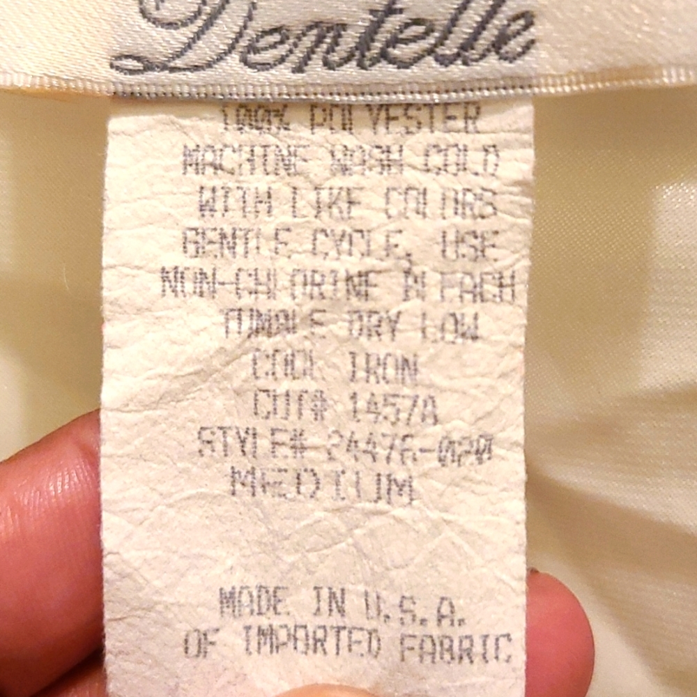 Dentelle Robe - Picture 9 of 9